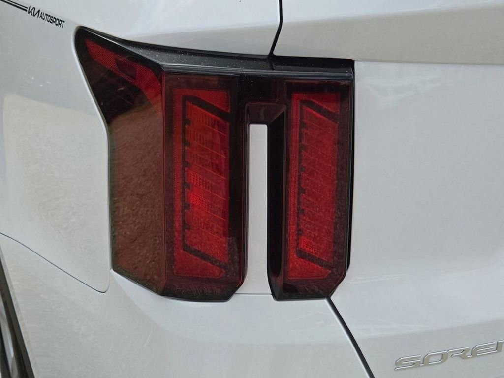 New 2026 Kia Sorento LX image 12
