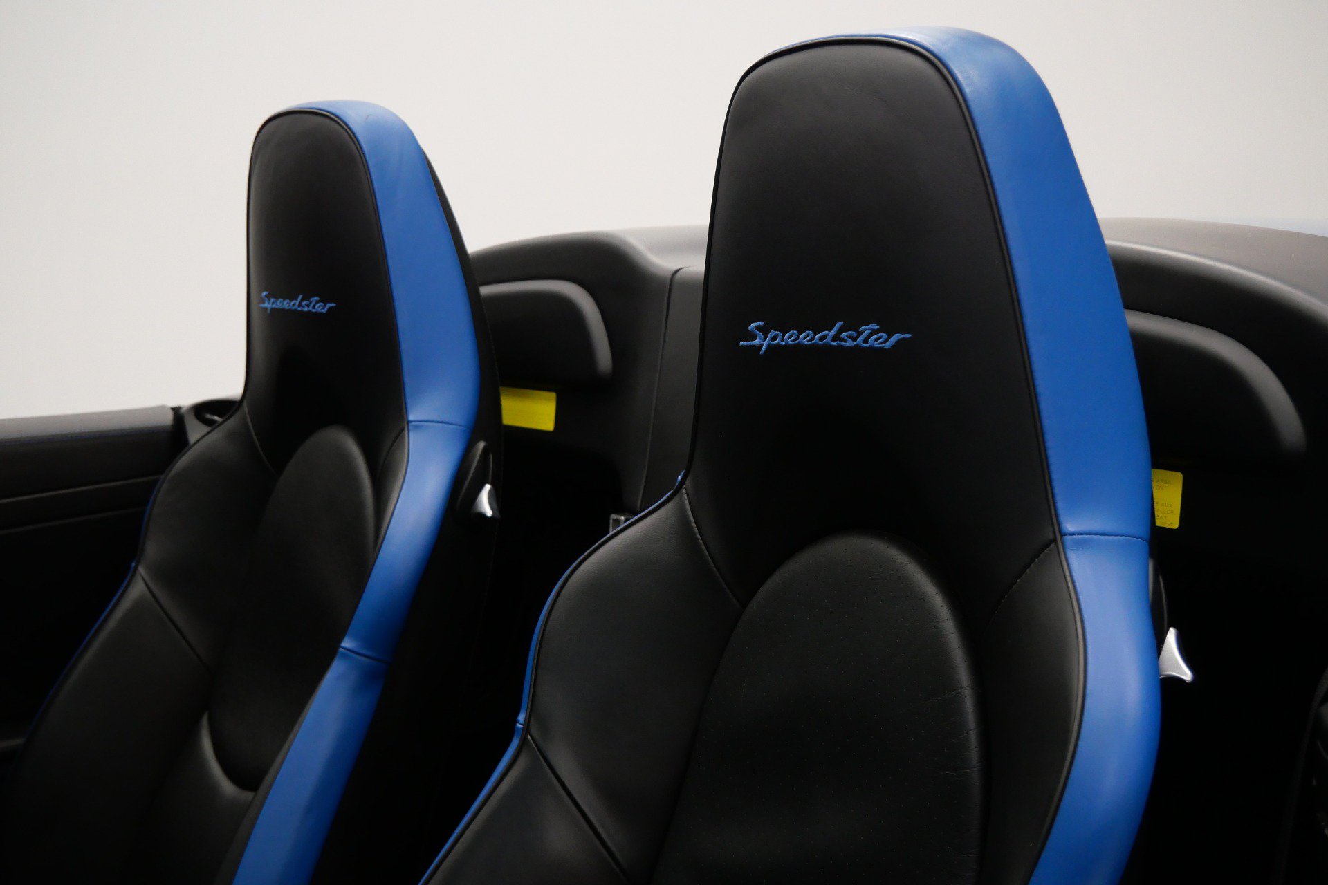 Used 2011 Porsche 911 Speedster RWD image 38