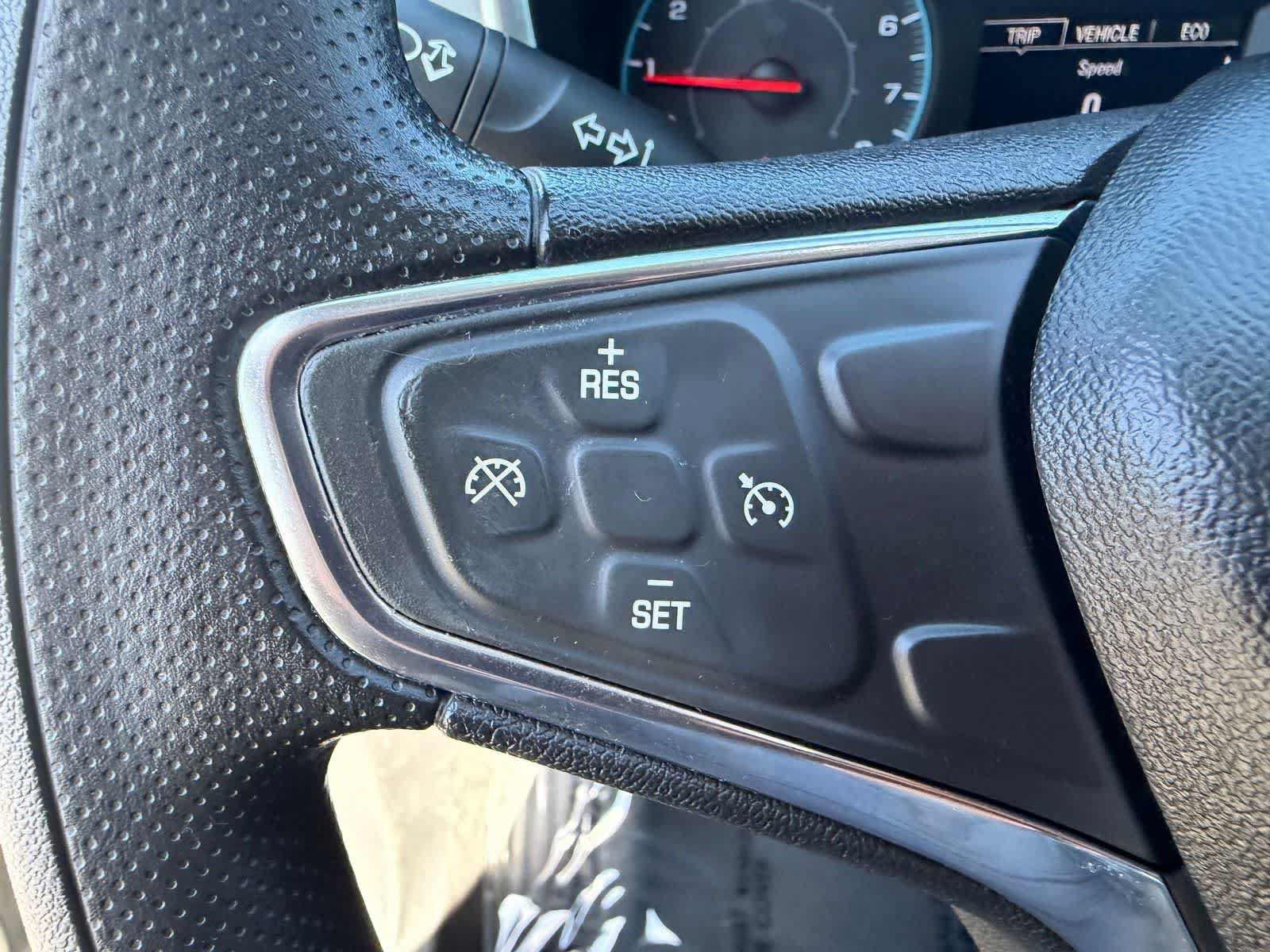 Used 2019 Chevrolet Equinox LS FWD image 18