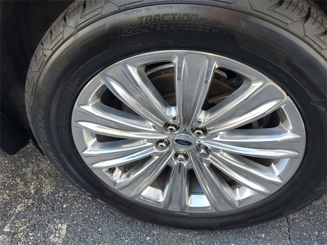 Used 2021 Ford Explorer Limited w/ Hybrid Equipment Group 310A image 6