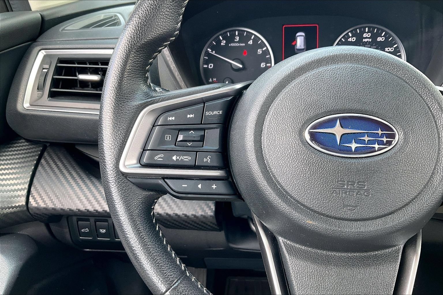 Certified 2025 Subaru Ascent Premium w/ Premium Package AWD/4WD image 18