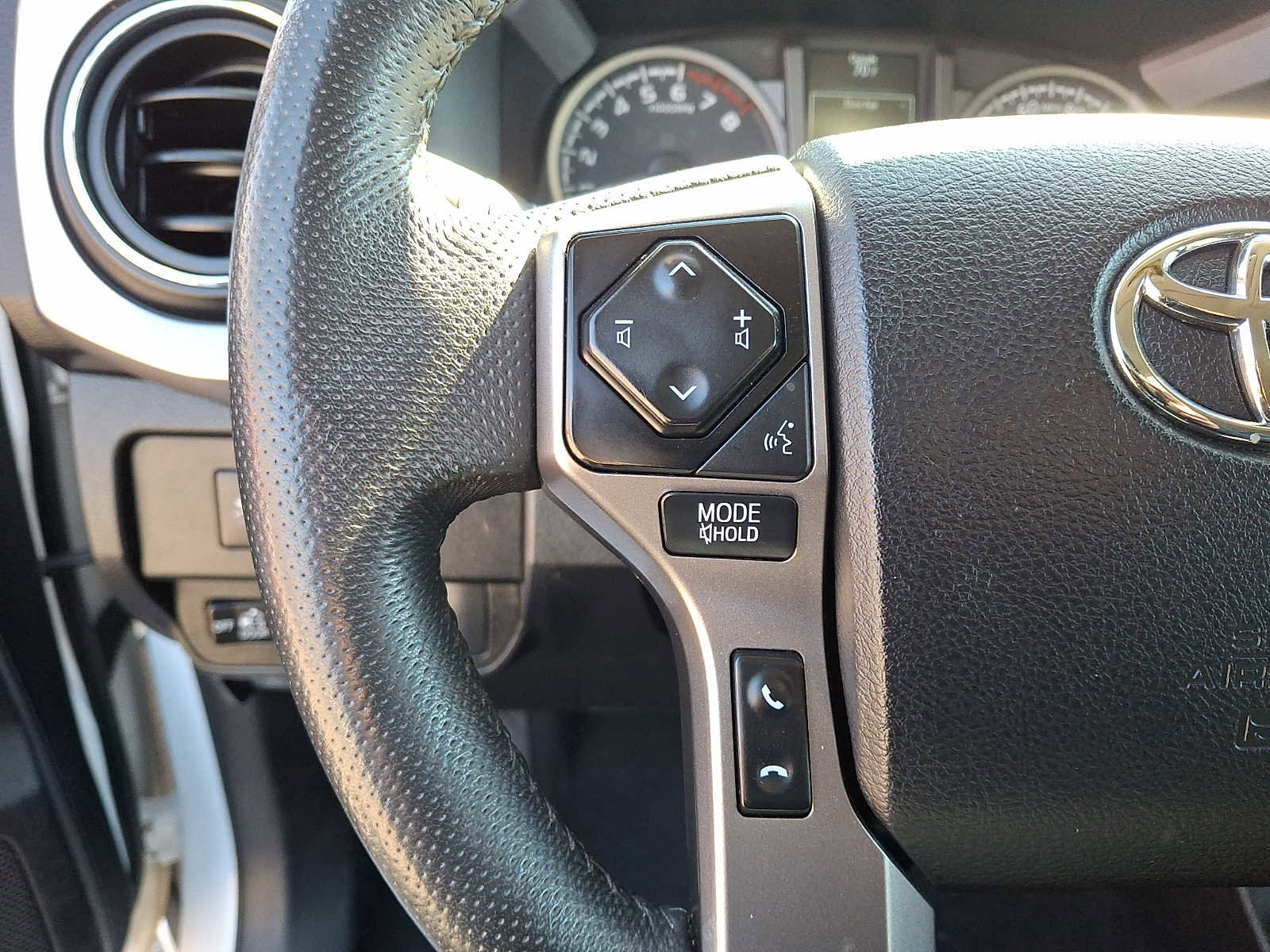 Used 2023 Toyota Tacoma SR5 image 20