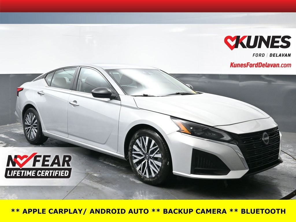 Used 2024 Nissan Altima 2.5 SV