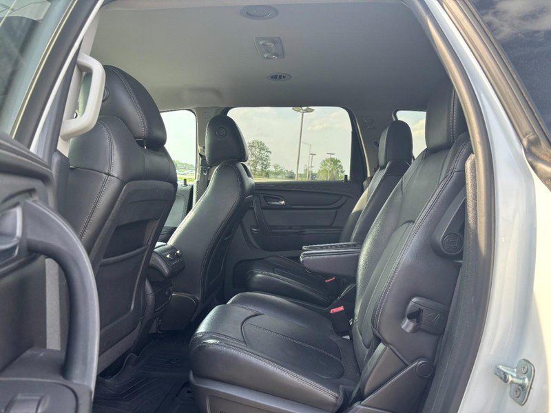 Used 2017 Chevrolet Traverse LT image 11