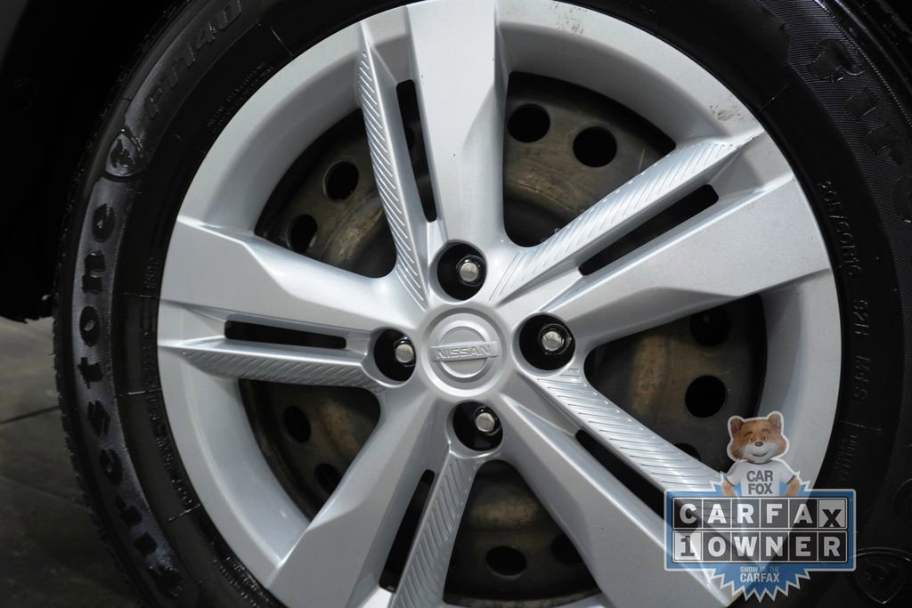 Used 2021 Nissan Kicks S image 13