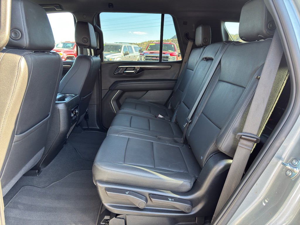 Used 2025 Chevrolet Tahoe LT image 17