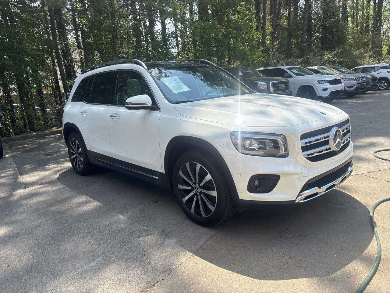 Used 2020 Mercedes-Benz GLB 250 image 3