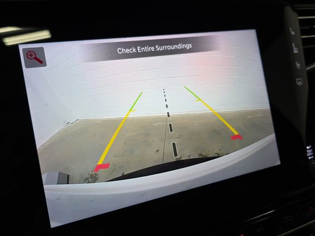 Used 2022 Jeep Wagoneer Series III w/ Premium Group I image 23