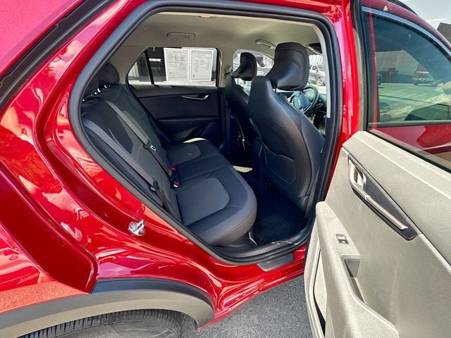 Certified 2023 Kia Niro LX FWD image 24