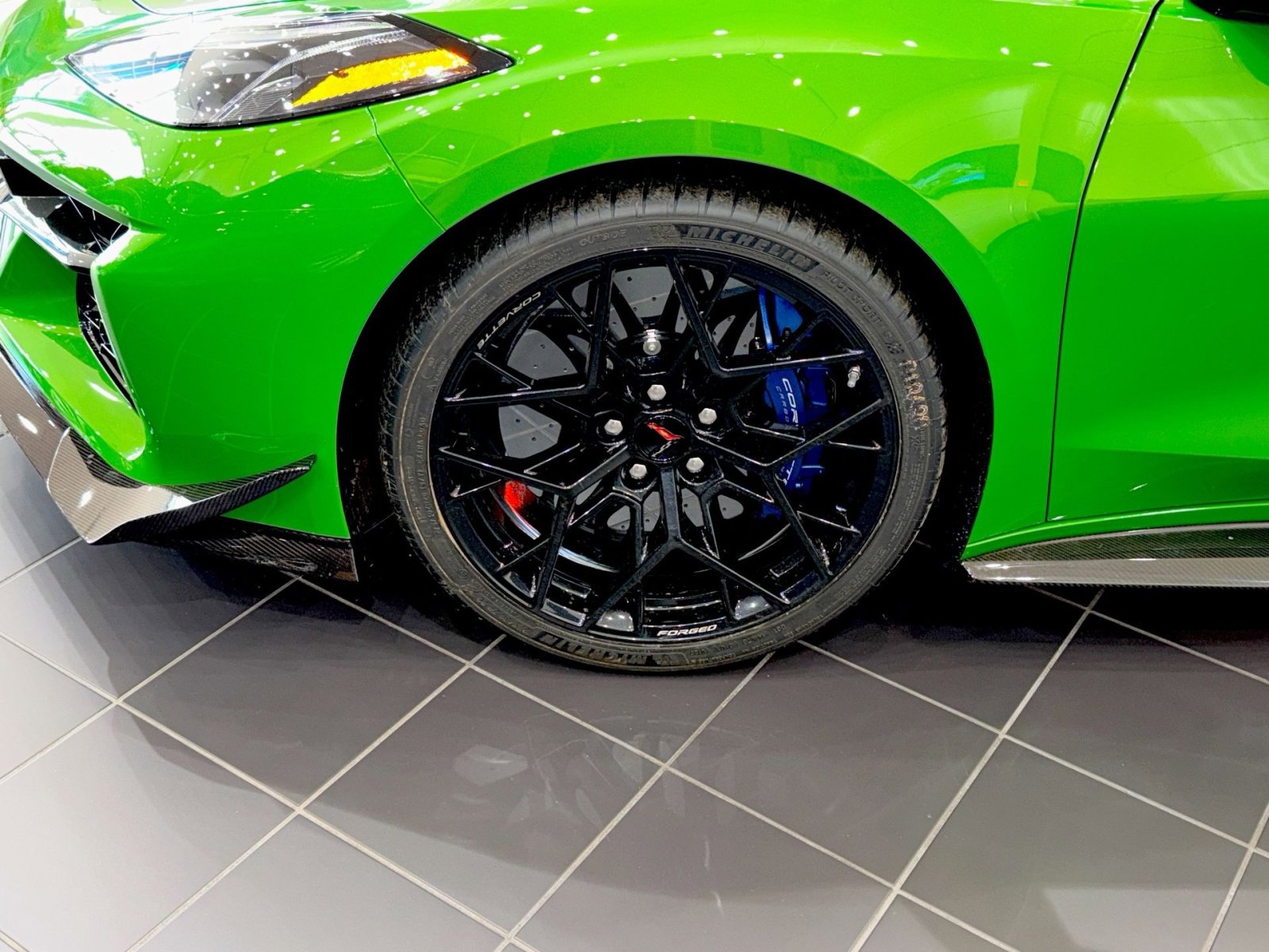 New 2026 Chevrolet Corvette ZR1 w/ ZR1 Carbon Fiber Aero Package image 12