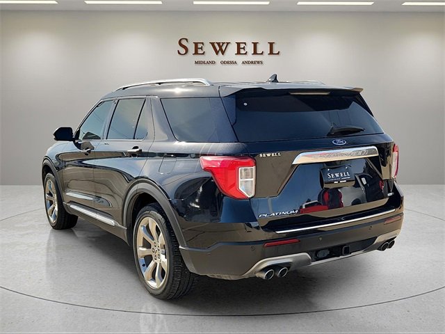 Used 2020 Ford Explorer Platinum w/ Premium Technology Package image 3