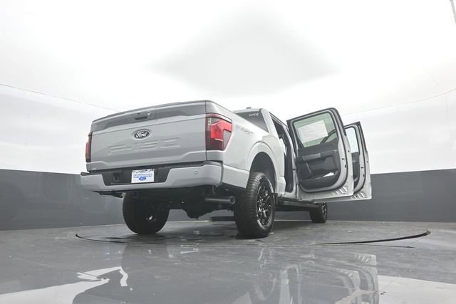 New 2026 Ford F150 XLT w/ Equipment Group 302A MID image 37