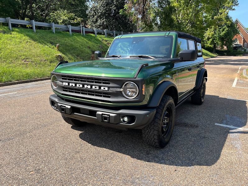 Used 2023 Ford Bronco Black Diamond AWD/4WD image 25