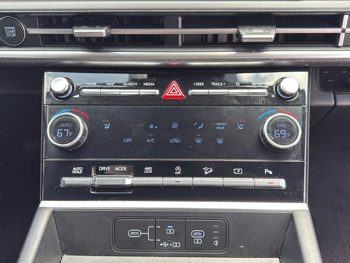 Used 2026 Hyundai Santa Fe SEL AWD/4WD image 19