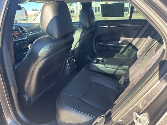 Certified 2022 Chrysler 300 Touring L w/ Comfort Group image 9