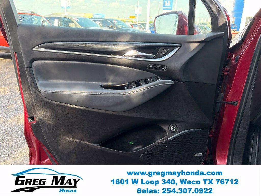 Used 2018 Buick Enclave Premium w/ LPO, Hit The Road Package AWD/4WD image 23