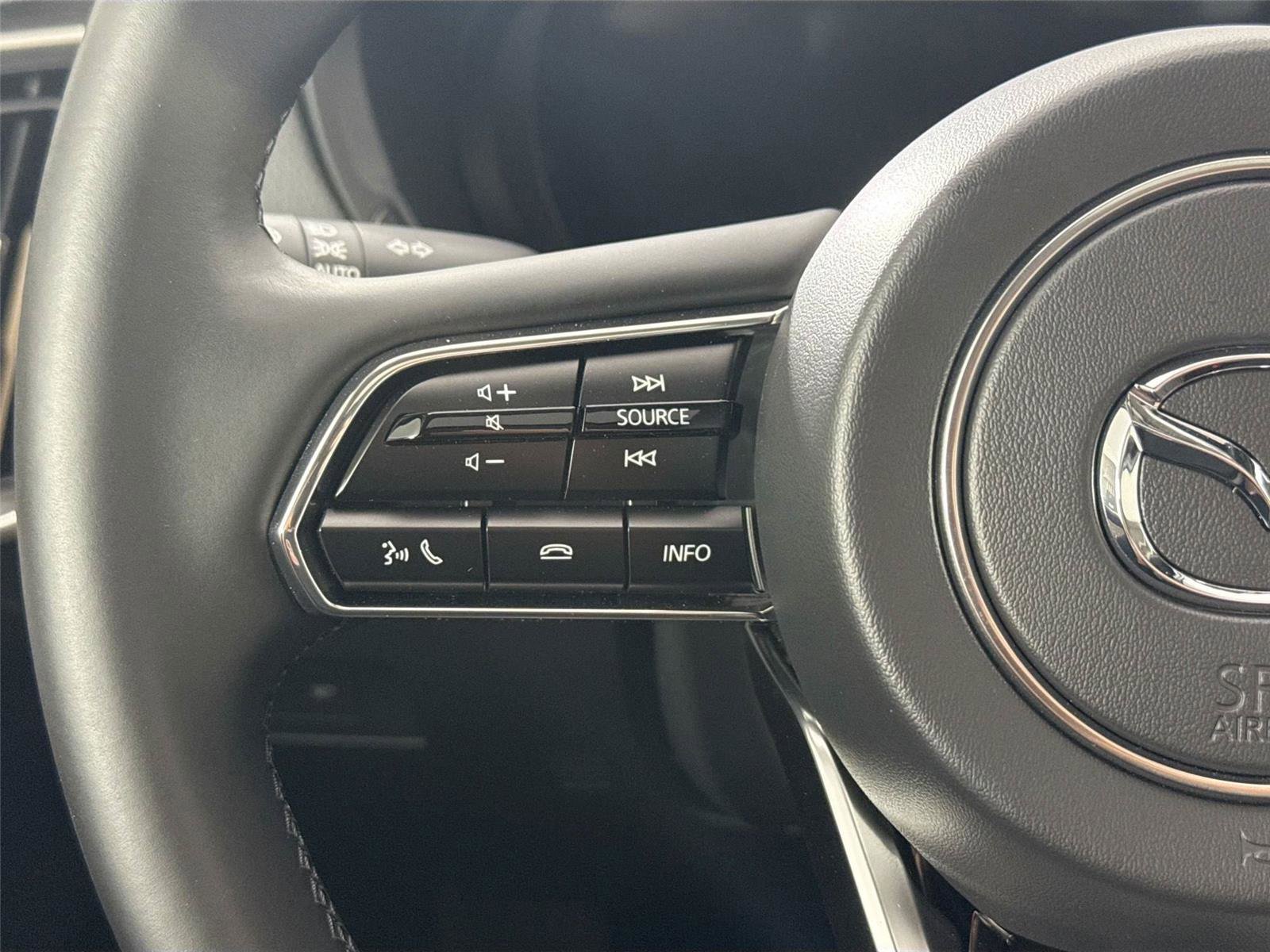 Certified 2025 MAZDA CX-70 3.3 Turbo w/ Premium Package image 17