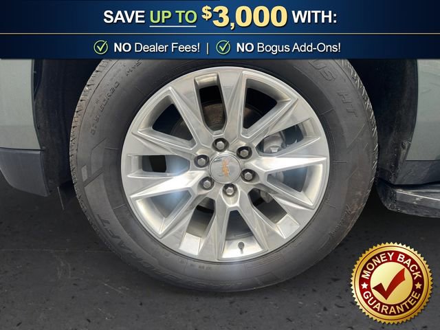 Used 2024 Chevrolet Suburban Premier RWD image 13