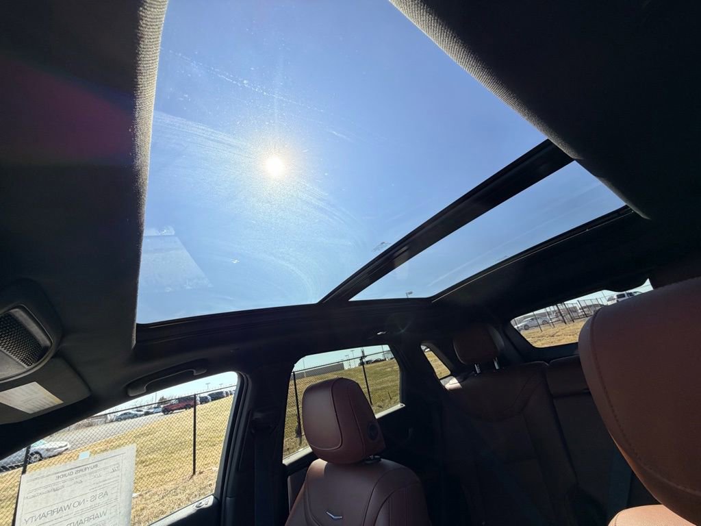 Used 2022 Cadillac XT5 Sportv w/ Technology Package image 17