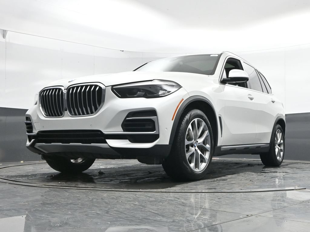 Used 2023 BMW X5 xDrive40i w/ Premium Package AWD/4WD image 49