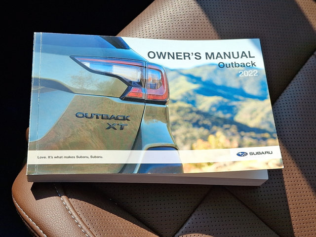 Used 2022 Subaru Outback Touring AWD/4WD image 27