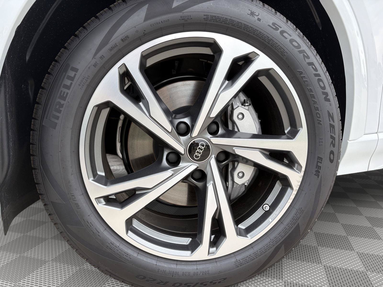 New 2027 Audi Q6 e-tron Premium Plus AWD/4WD image 9