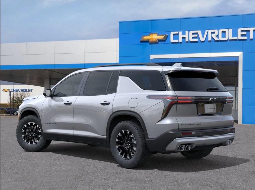 Used 2026 Chevrolet Traverse Z71 w/ Enhanced Driving Package AWD/4WD image 2