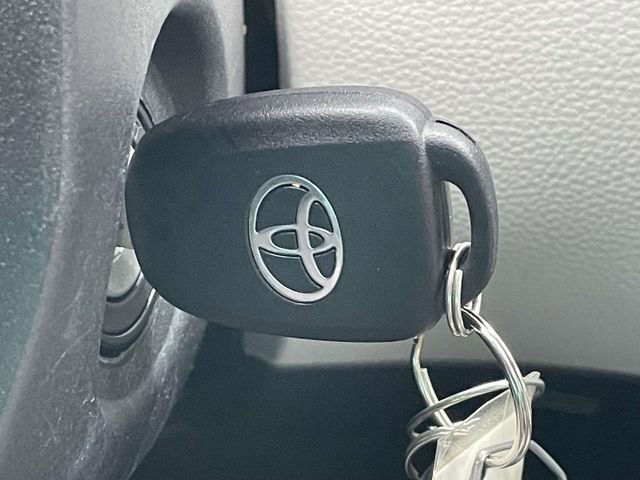 Used 2024 Toyota Corolla Cross L FWD image 36