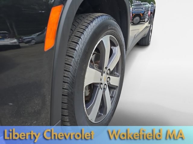 Used 2023 Chevrolet Traverse LT w/ LT Premium Package AWD/4WD image 10