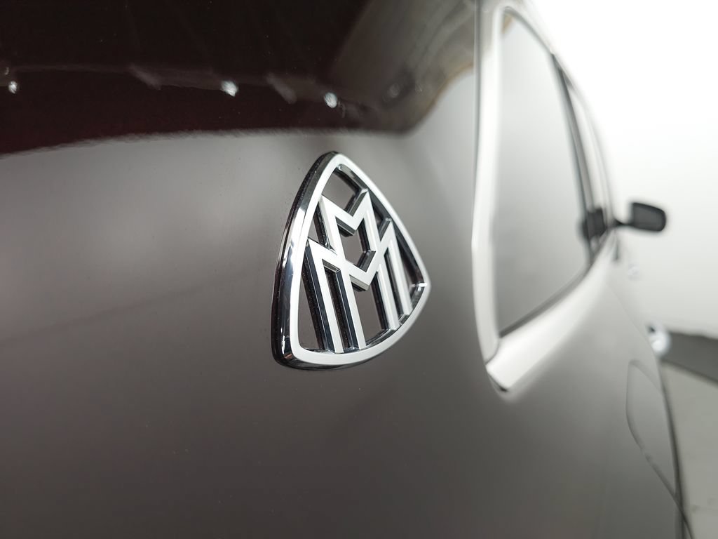 Used 2024 Mercedes-Benz Maybach GLS 600 4MATIC image 35
