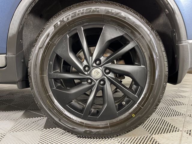 Used 2015 Nissan Rogue SL w/ SL Premium Package image 13