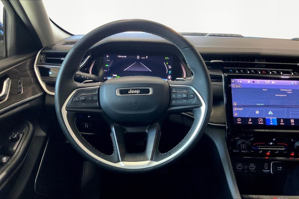 Used 2023 Jeep Grand Cherokee 4WD 4xe image 8