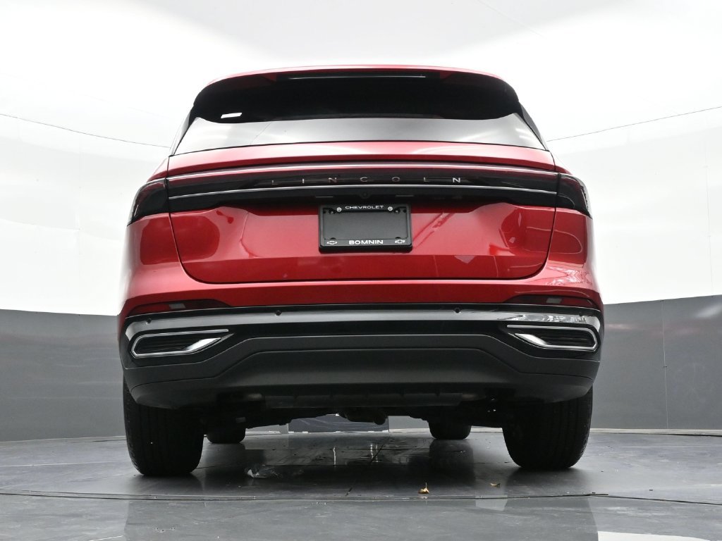 Used 2024 Lincoln Nautilus Premier AWD/4WD image 27
