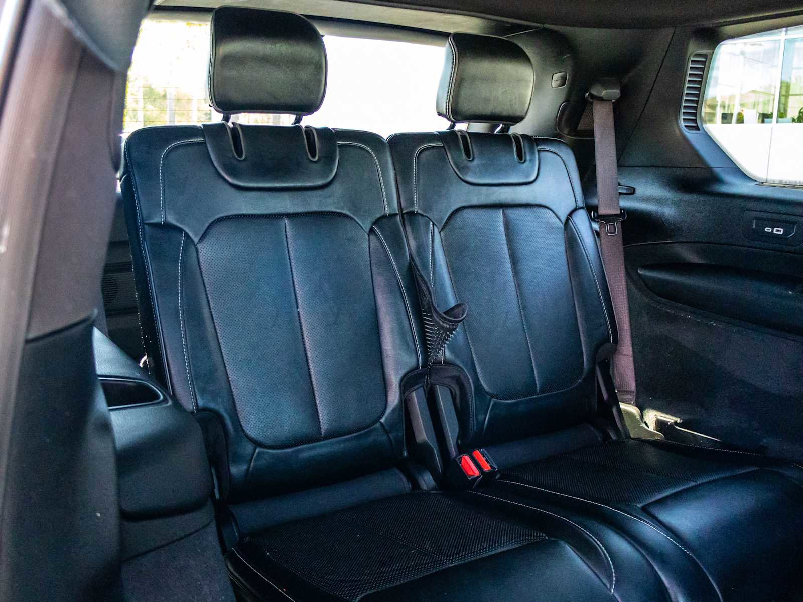 Used 2022 Jeep Grand Cherokee L Overland w/ Luxury Tech Group IV RWD image 26