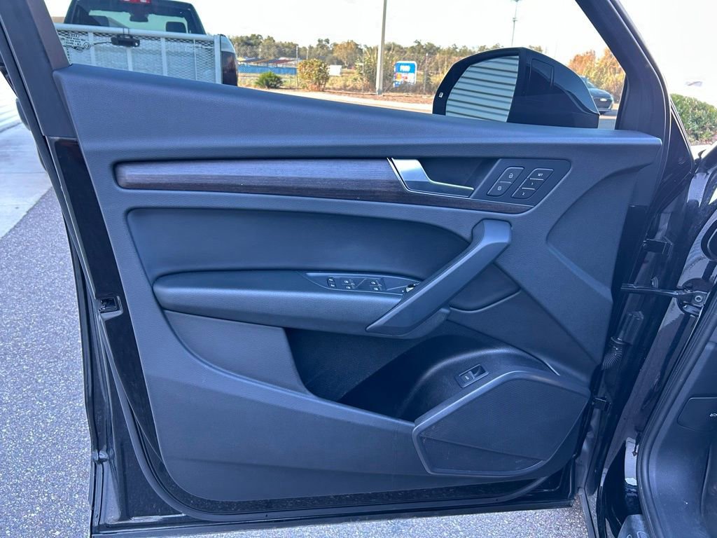 Used 2021 Audi Q5 2.0T Premium image 18