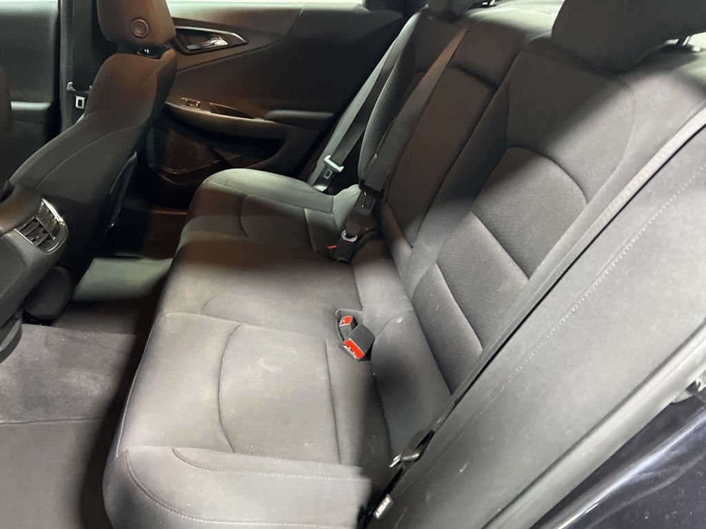Used 2023 Chevrolet Malibu LT FWD image 19