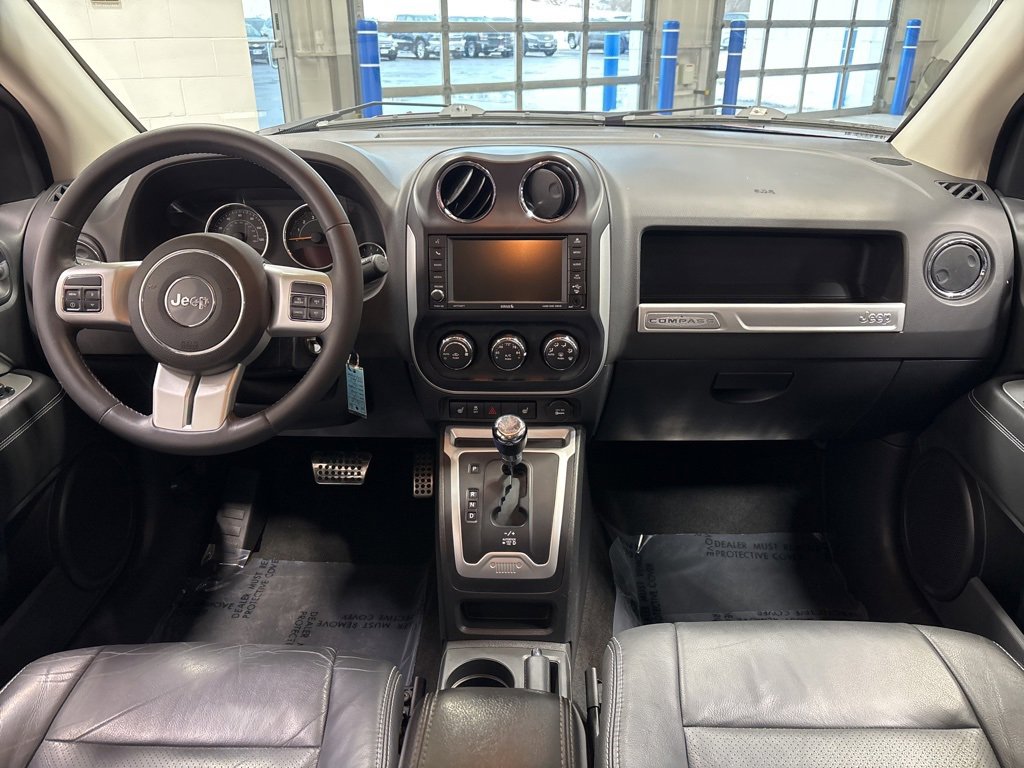 Used 2015 Jeep Compass Limited image 26