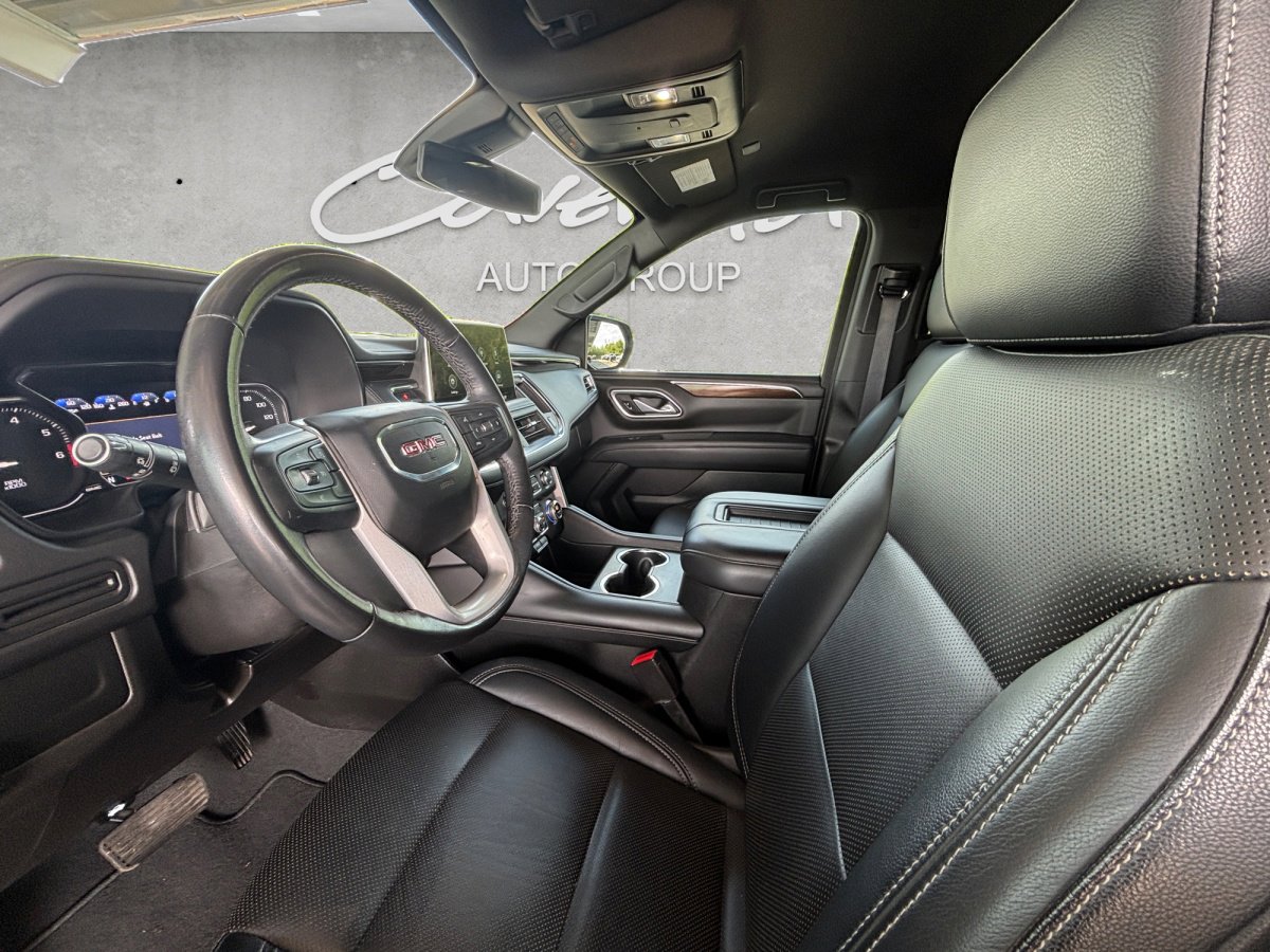 Used 2021 GMC Yukon XL SLE image 23