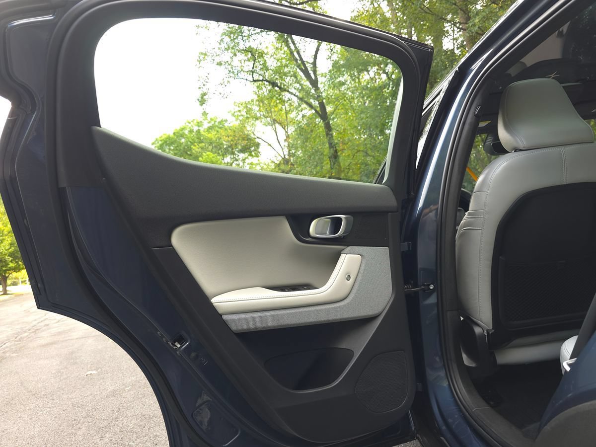 Used 2023 Polestar Polestar 2 AWD/4WD image 25