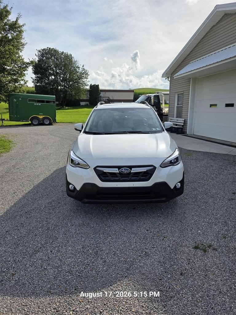 Used 2022 Subaru Crosstrek 2.5i Limited w/ Moonroof Package 2 AWD/4WD image 3