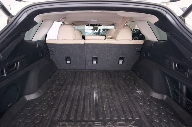 Used 2023 Subaru Outback Limited image 23