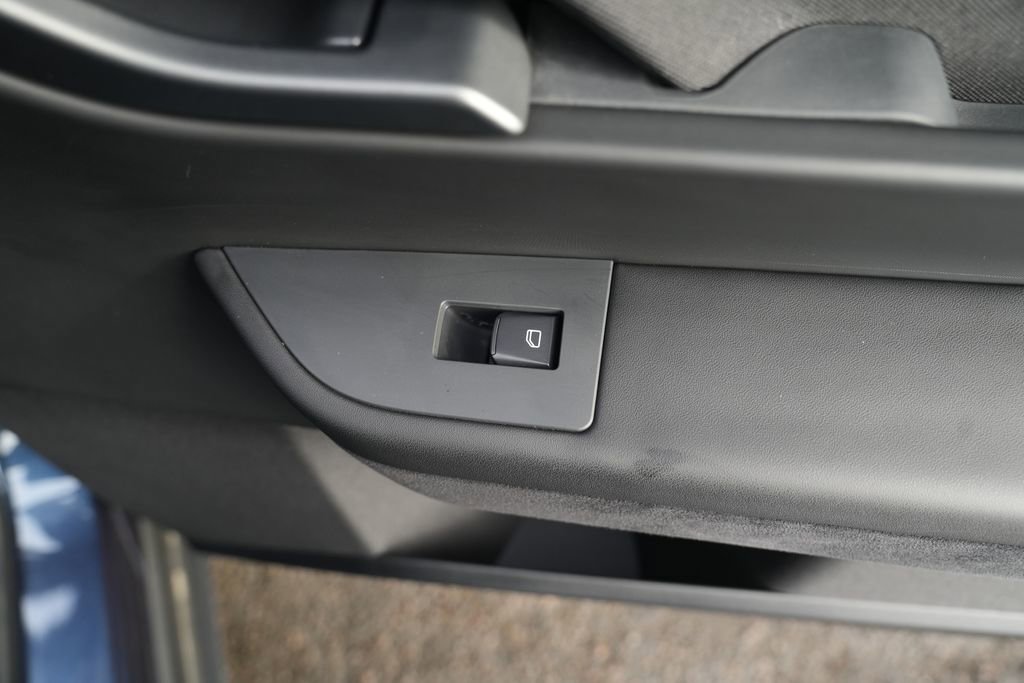 Used 2023 Fisker Ocean Extreme image 33