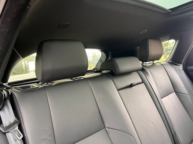 Used 2026 Land Rover Range Rover Velar Dynamic SE AWD/4WD image 34