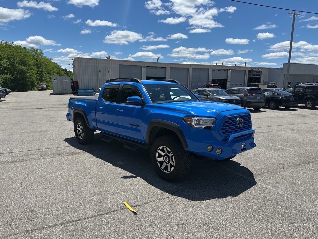 Used 2020 Toyota Tacoma TRD Off-Road w/ Technology Package AWD/4WD image 3