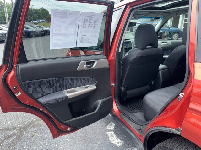 Used 2010 Subaru Forester 2.5X Premium AWD/4WD image 31