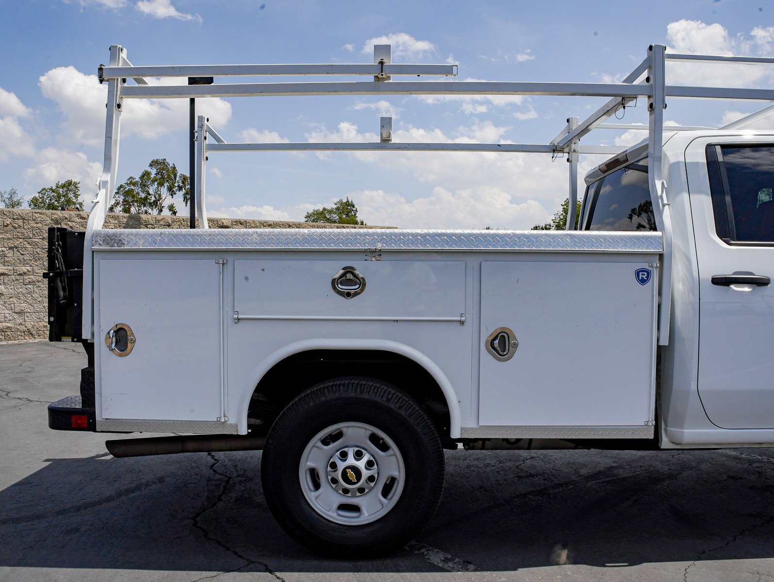 Used 2021 Chevrolet Silverado 2500 W/T w/ WT Convenience Package RWD image 9