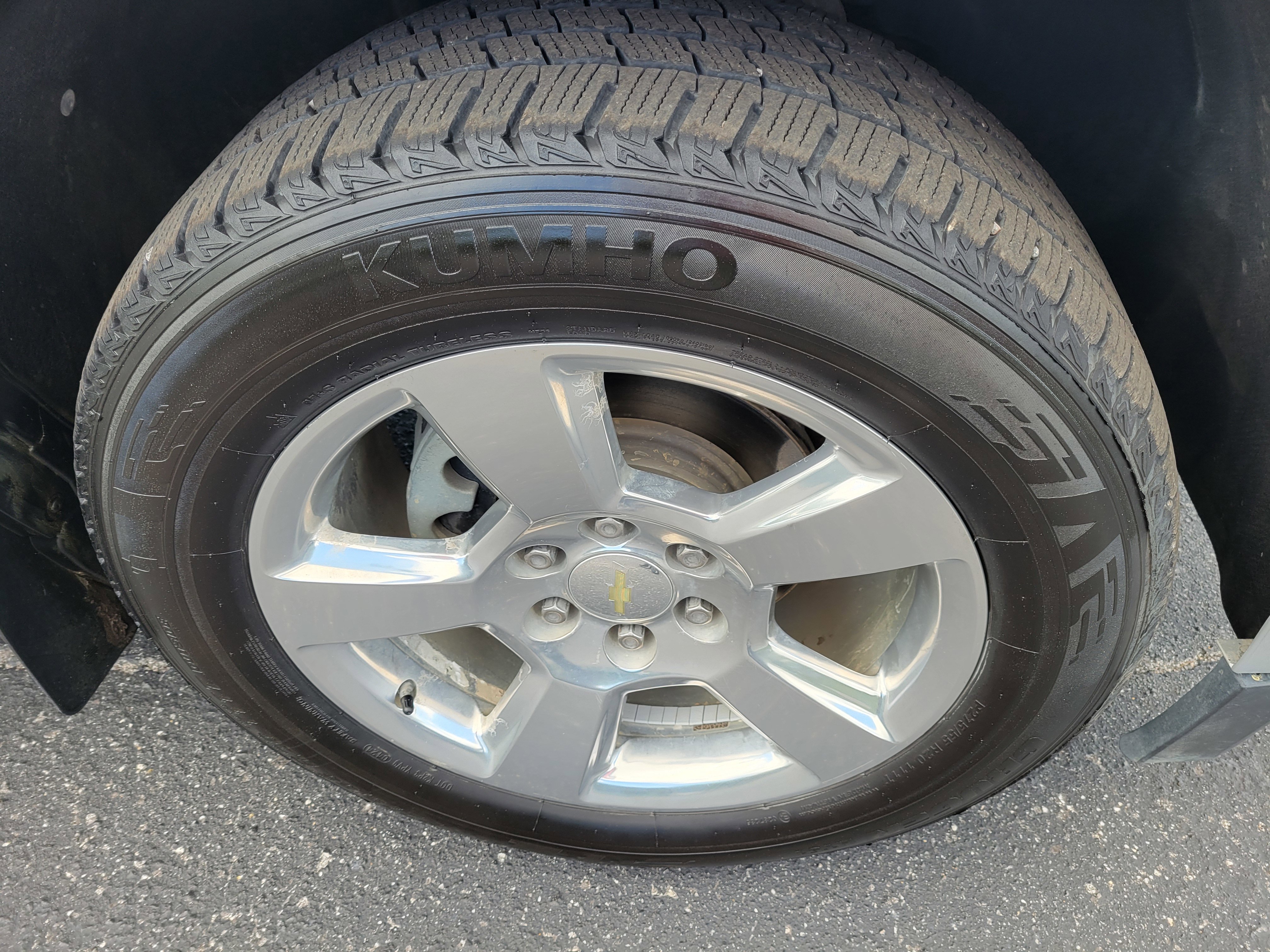 Certified 2018 Chevrolet Tahoe LS w/ All-Season Package RWD image 38