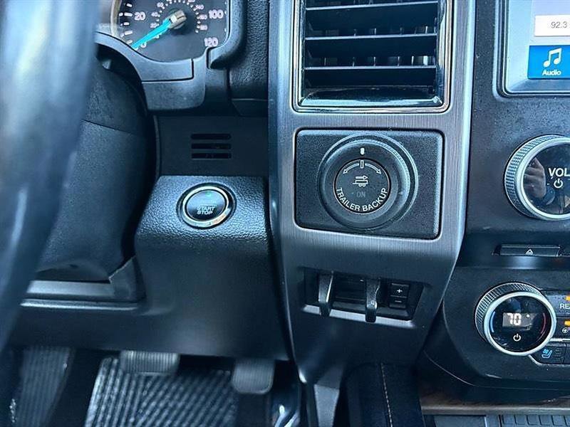 Used 2018 Ford Expedition Max Platinum image 29