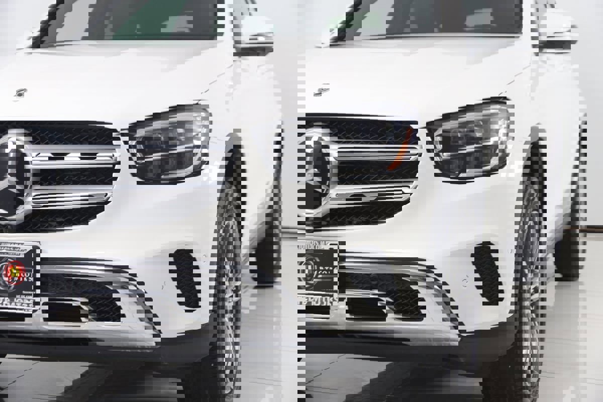 Used 2022 Mercedes-Benz GLC 300 4MATIC w/ Driver Assistance Package image 74