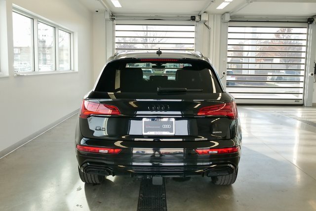 Certified 2025 Audi Q5 Prestige w/ Prestige Package image 5